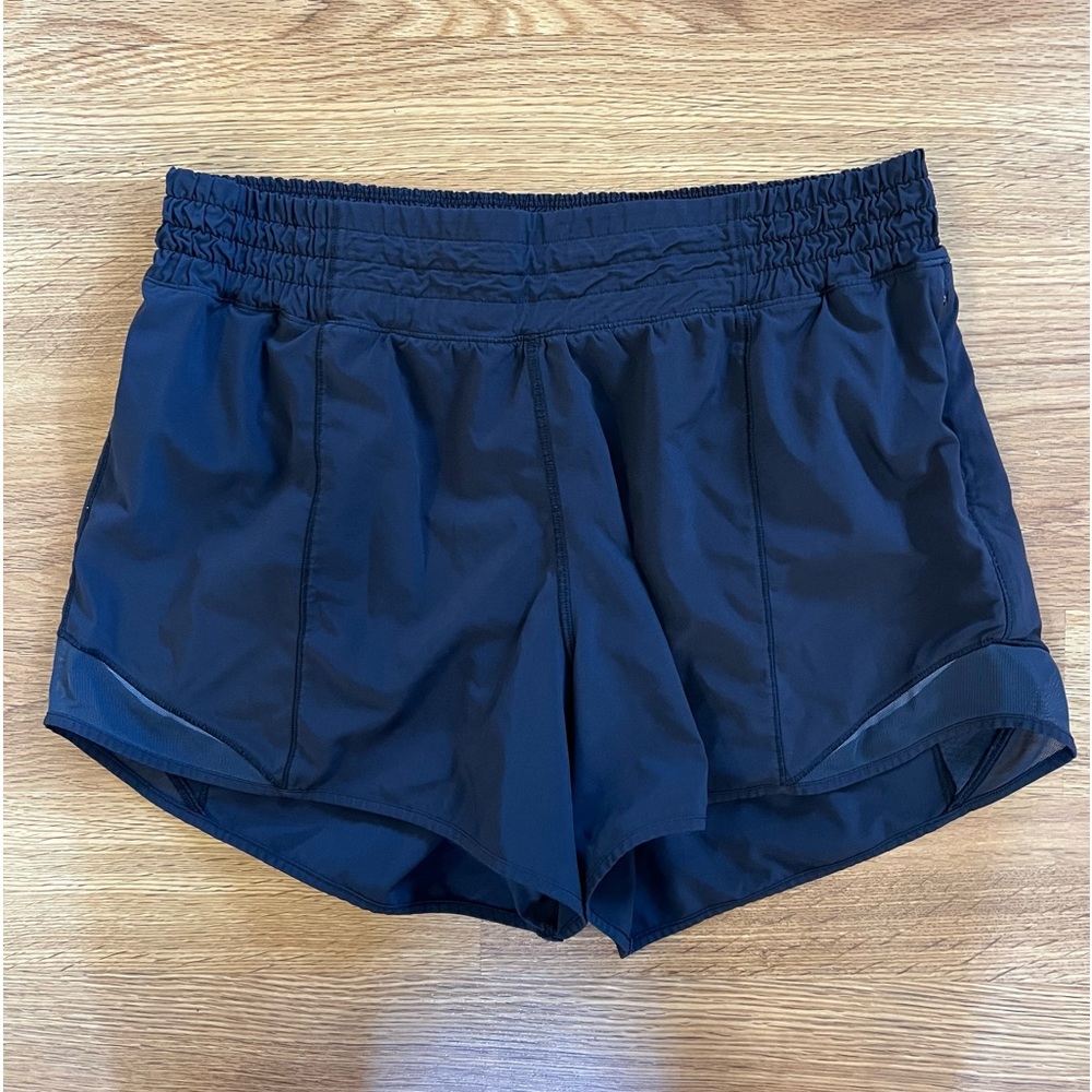 LULULEMON Hotty Hot 4” high rise shorts, size 8